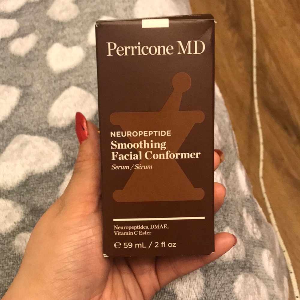 Smoothing facial conformer